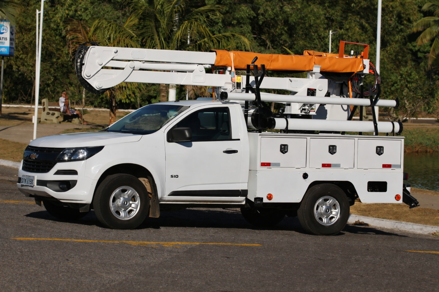 Cesto Aéreo 10 metros — Allmaq Locações